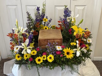 Wildflower Urn Spray from Aladdin's Floral in Idaho Falls